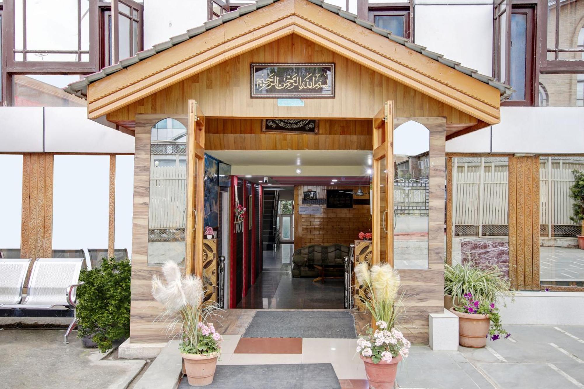 Super Collection O Rajbagh Formerly Lavender Srīnagar Exterior foto